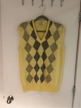 Vintage Italian Pure Virgin Wool Vest Yellow M/L